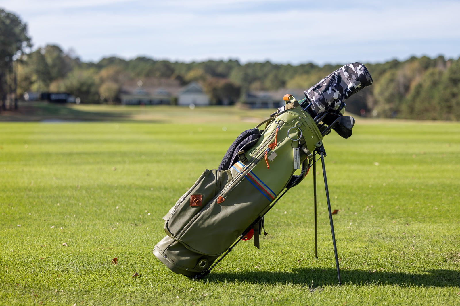 Why are Sun Mountain Golf Bags So Expensive